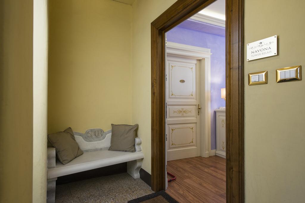 Navona Tower Apartments โรม ภายนอก รูปภาพ