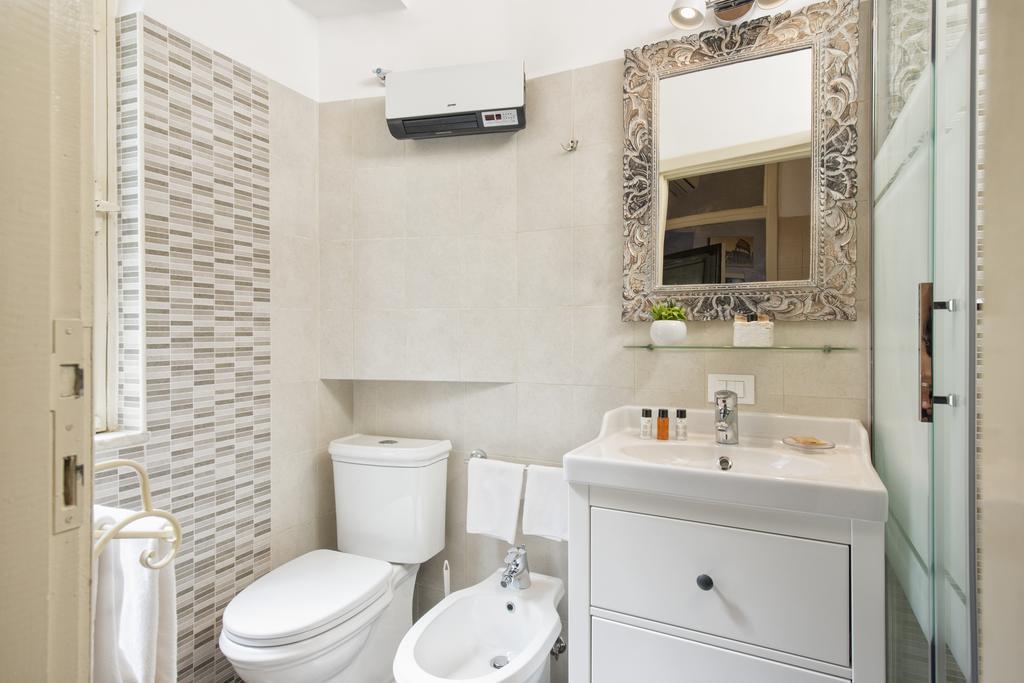 Navona Tower Apartments โรม ภายนอก รูปภาพ